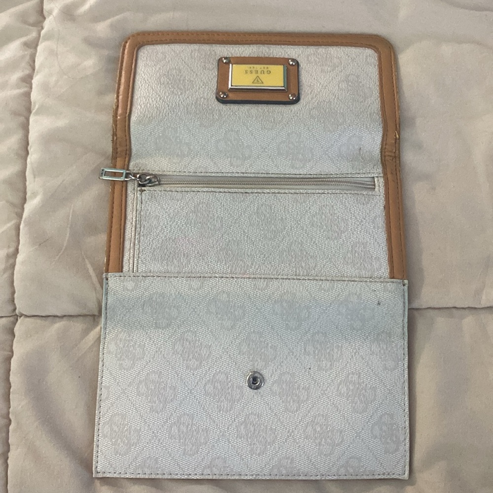 Guess wallet - Picture 4 of 4